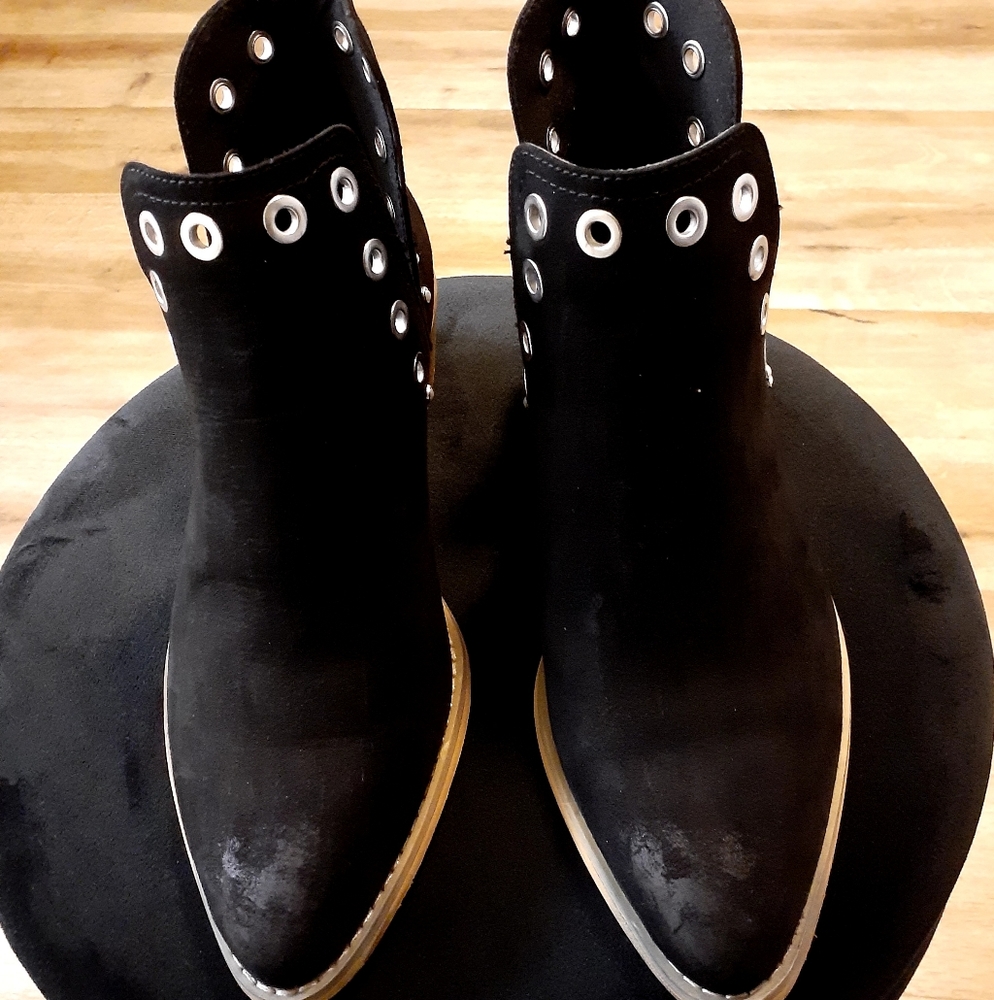 Black Wanted Distressed Faux Suede Bootie 8/12